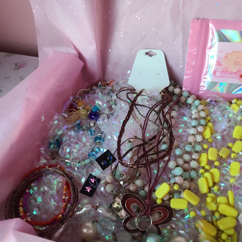 Colorful Jewelry Set with Necklace and Bracelets